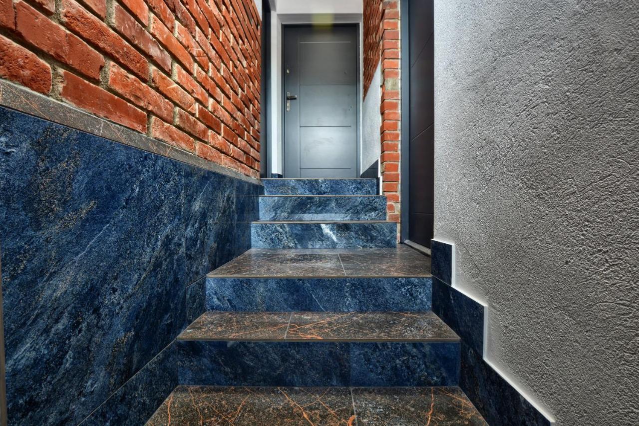 Ceglany Apartament Ustrzyki Dolne Luaran gambar